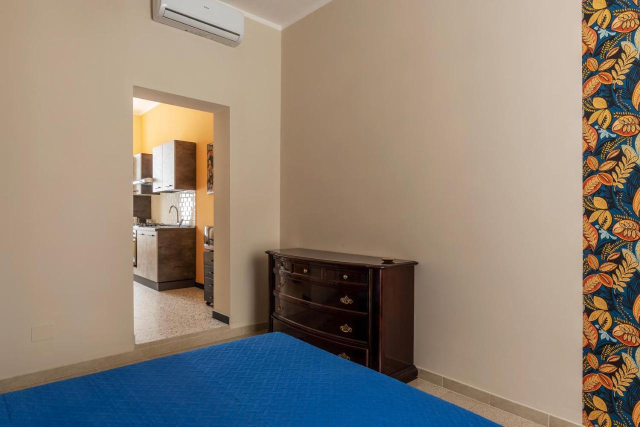 Functional Apartment - Piazza Re Di Roma Luaran gambar